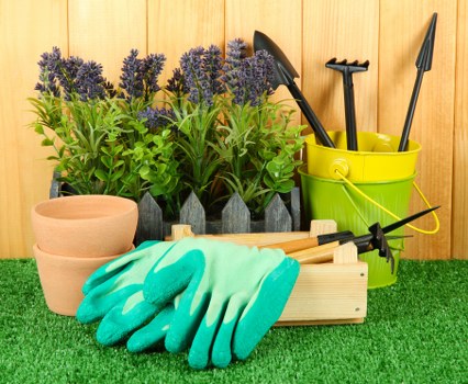 Insurance documents and policy certificate for gardening company